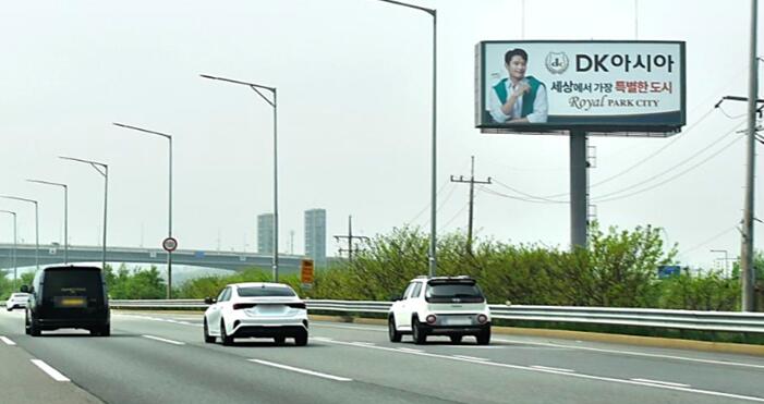 韓國機場高速廣告